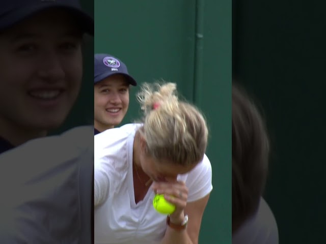 One of the Funniest Moments in Wimbledon History 😂 class=
