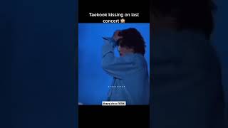TAEKOOK KISSING AT THE LAST CONCERT😧😏 #fyp #bts #taekook #fthvkook screenshot 3