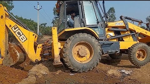 Bricks clay mud leveling with jcb 3dx | JCB videos | risky jcb operating