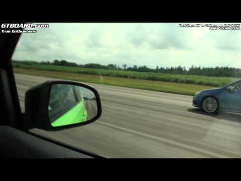 Volkswagen Golf R DSG vs Ford Focus RS