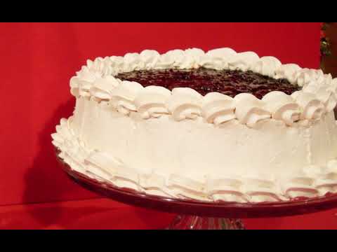 Video: Pastel Con Ciruelas Y Brandy