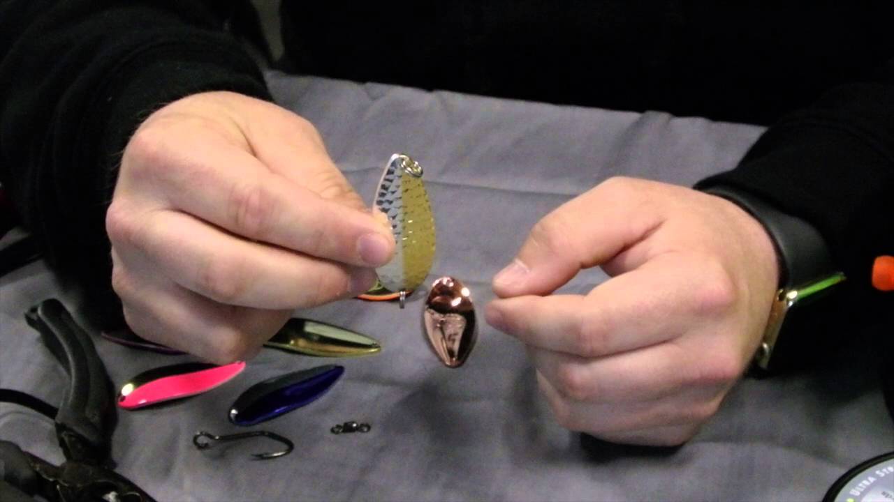 How To  Rigging spoons with the correct hardware. 