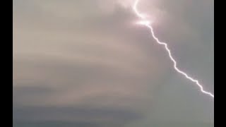 Mesocyclone like Alien Mothership! Cloud-to-ground lightning from pancake stack
