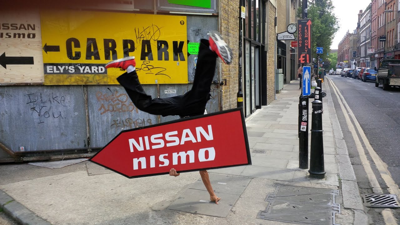 sign spinner