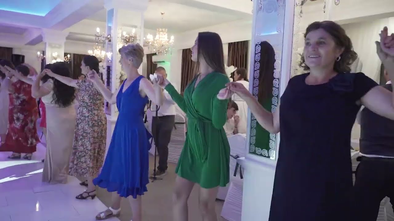 ⁣Mihai Timaru -  Muzica populara de petrecere noua 2022 | Colaj Muzica de petrecere | Hore si sarbe