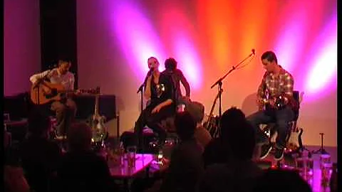 Christina Henriksen, Unplugged "Hallelujah"