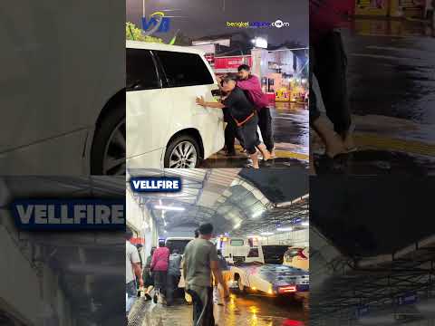 Terparkir selama 5 tahun tanpa digunakan! Begini nasib mobil mewah ini😱🔥 #bengkelwigunadepok Terparkir selama 5 tahun tanpa digunakan! Begini nasib mobil mewah ini😱🔥 #bengkelwigunadepok