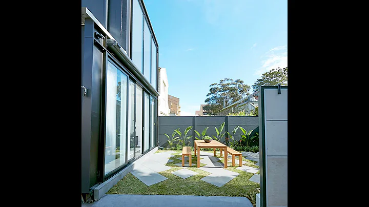 Luxaflex Como Awning | Alisa & Lysandra - Albert P...
