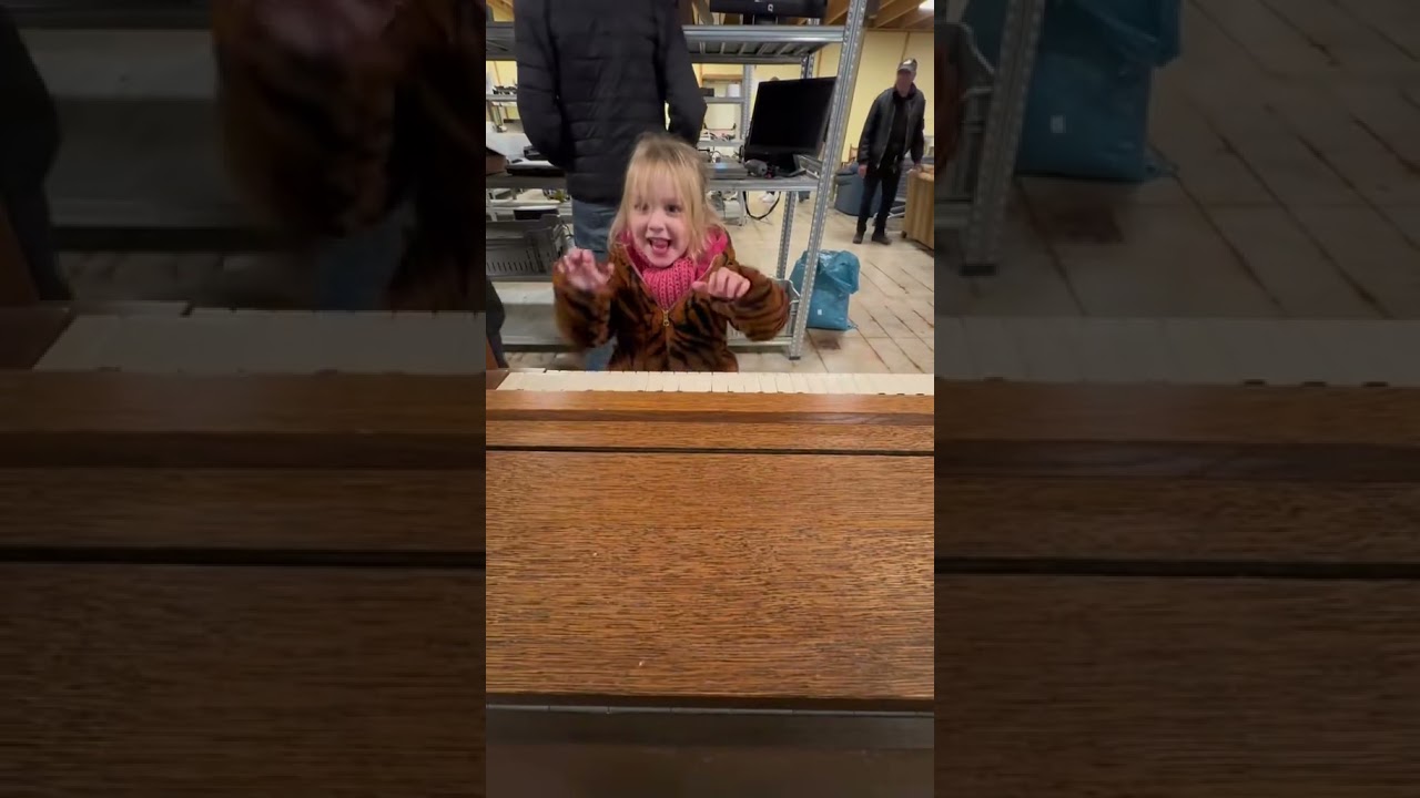 #kringloop #kringloopwinkel #kringloopwinkelen #kringloopvondsten #piano #pianomusic #pianoplayer