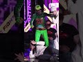 ЭДВАРД БИЛ СЛОМАЛ ПАЛЕЦ МУЖИКУ #shorts