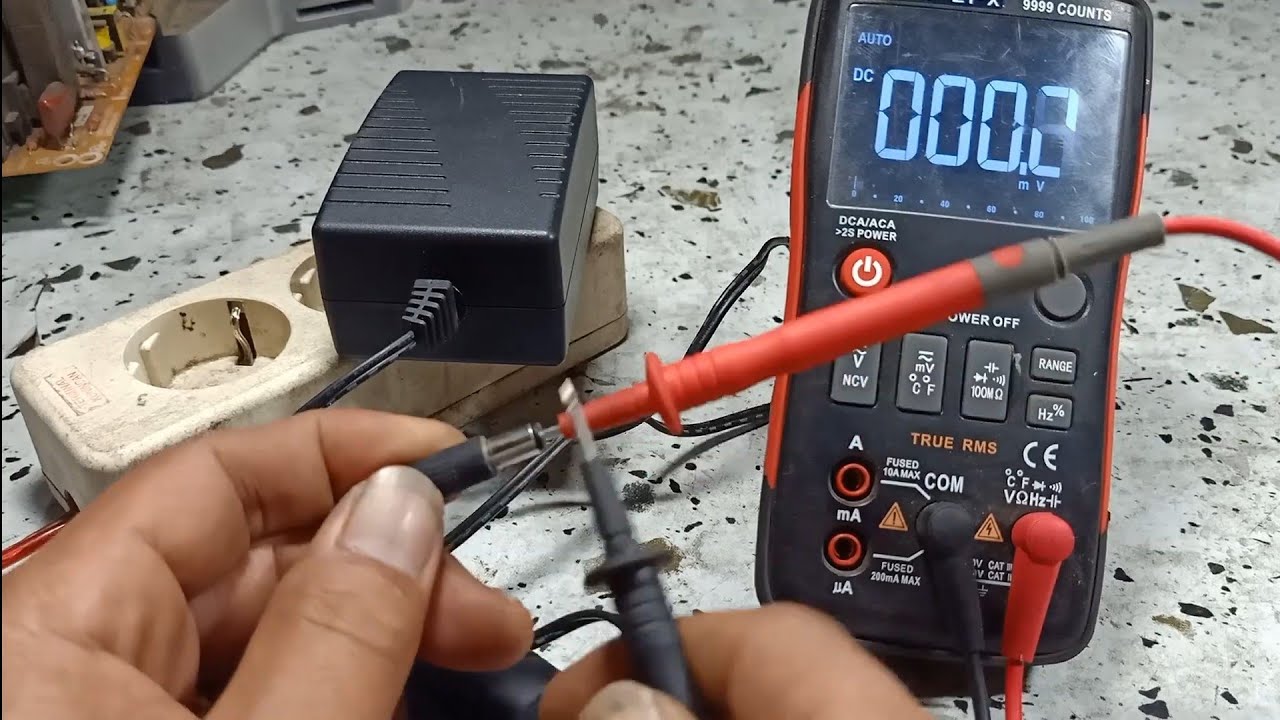 Adapter charger no output voltage