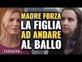 Ex reginetta del ballo costringe la figlia ad andare al ballo di fine anno  paradigm italia