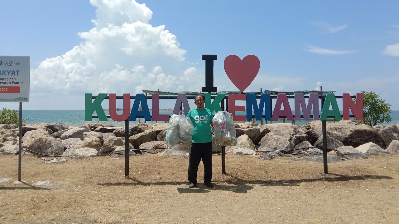 CLEAN UP DAY KUALA KEMAMAN cleanupday kemaman terengganu 