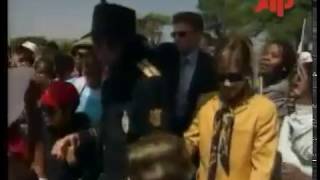 (1997) Lisa Marie Presley Vacations With Michael Jackson In South Africa
