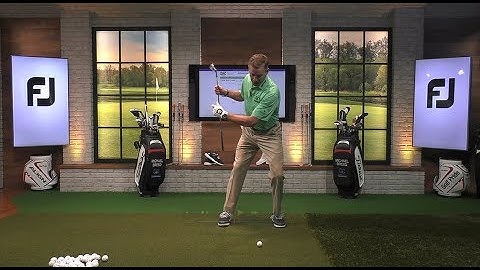An FJ Fix: How To Shift Your Weight For An Efficient Golf Swing
