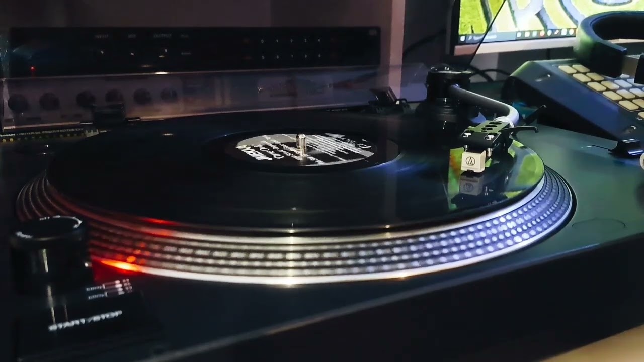 JMekka – Come On &! (Santos Retro Gusto Remix) | G Vinyl 🖸