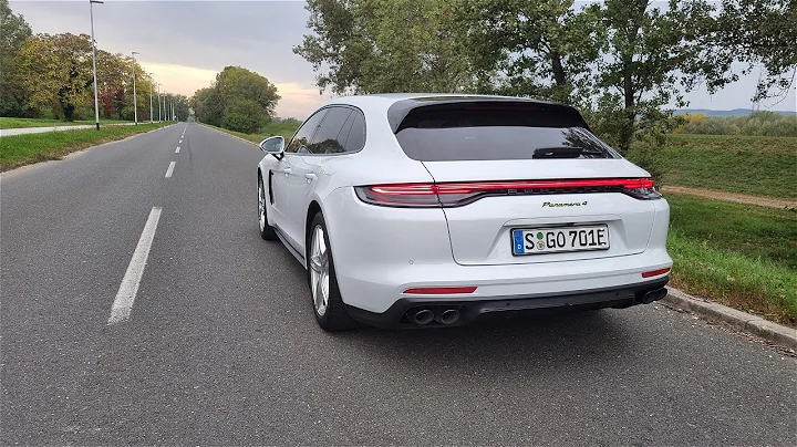 Porsche Panamera 4 E-Hybrid Sport Turismo - acceleration 0-100 km/h + sound - 天天要闻