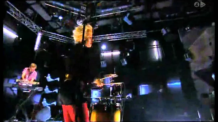 LISA PEDERSEN PERFORMING LIGHTBLUE '83 LIVE AT TV4...