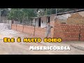 o pedreiro mais rápido do mundo fazendo muro da chácara ( até na chuva trabalha