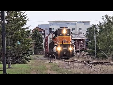 They ONLY Blow Train Horns At This One Crossing, In A NO TRAIN HORN Zone? #trains #trainhorn