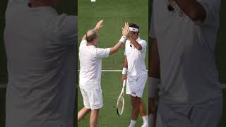 Ladies and gentlemen, Roger Federer ✨