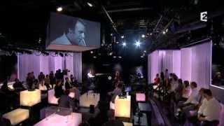 Chilly Gonzales performs &quot;Advantage Points&quot; for French TV