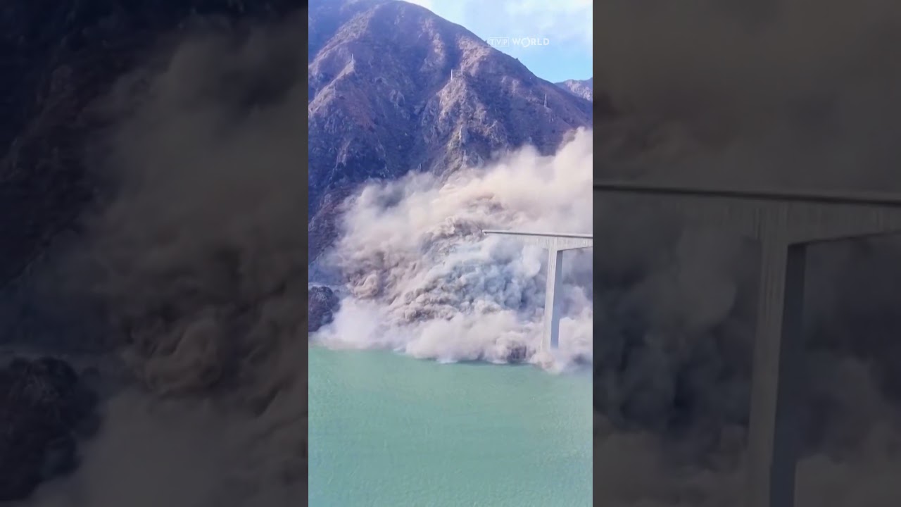 Collapse of a newly opened #bridge in southwest #China