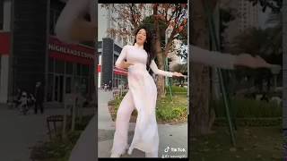 Tiktok Tv Trứng Rán Cần Mỡ Bắp Cần Bơ Phiên Bản Áo Dài