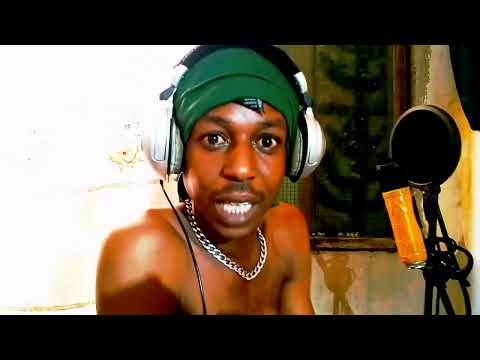 STUDIO SESSION WITH MALIAMU