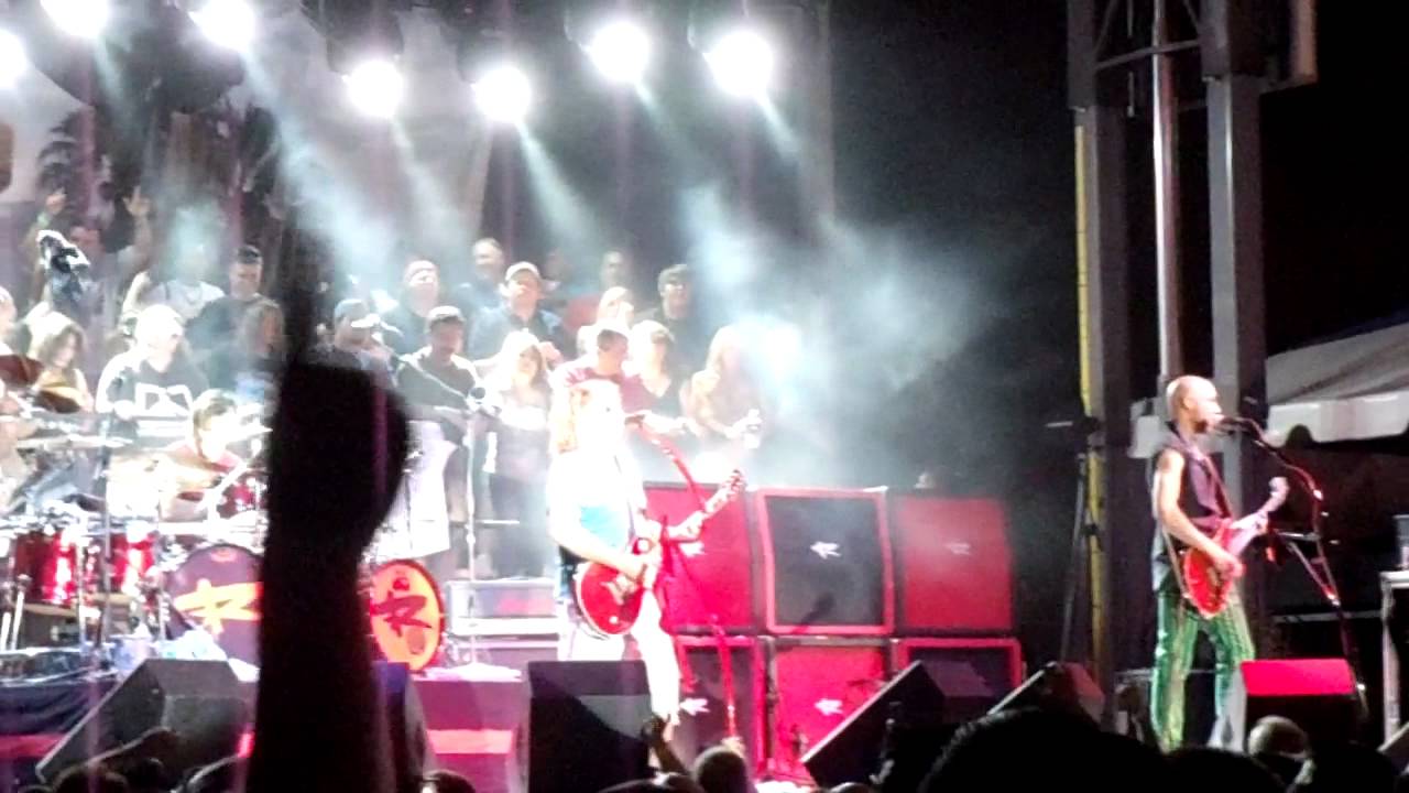 Sammy Hagar rips the Metal / El Paso, TX 06/03/2011 .MP4 YouTube