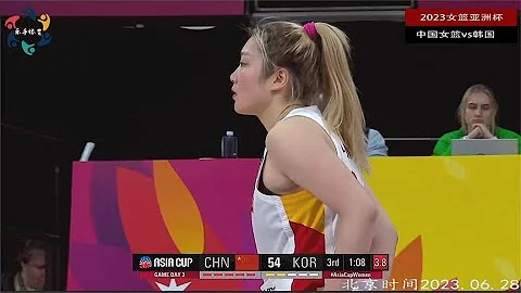 中国女篮vs韩国！比分落后，郑薇没想到，李梦疯狂的进攻出现了 - 天天要闻