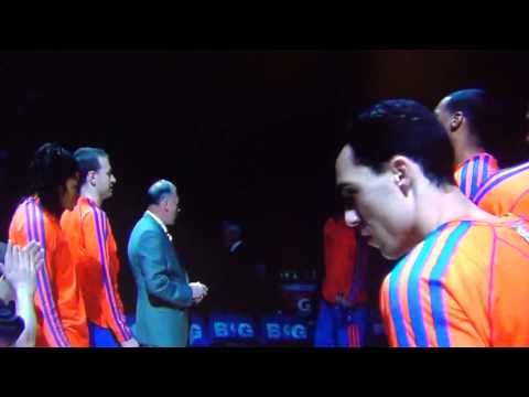 Carmelo Anthony Booed