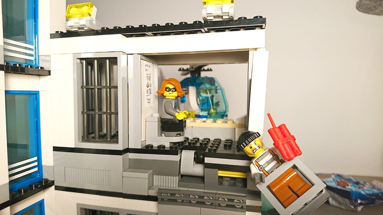 Ucieczka Z Więzienia Posterunek Policji Lego City Youtube