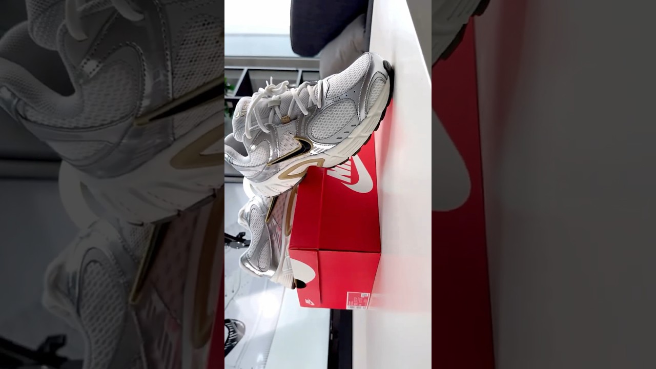 Unboxing the Nike V5 RnR