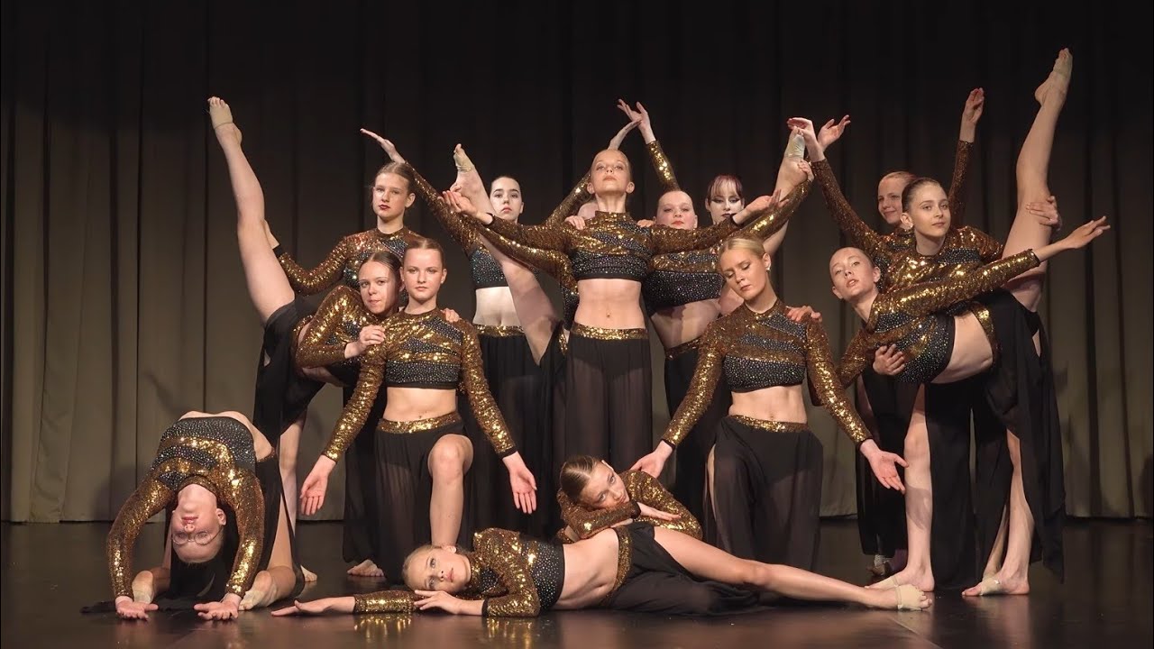 DON'T GO AWAY - dejo 6 grupas audzēknes #contemporarydance #teens #dancer #ballerina
