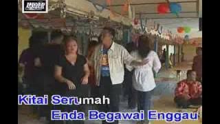 PULAI NYAMBUT GAWAI - Johnny Aman & Maryline 2009