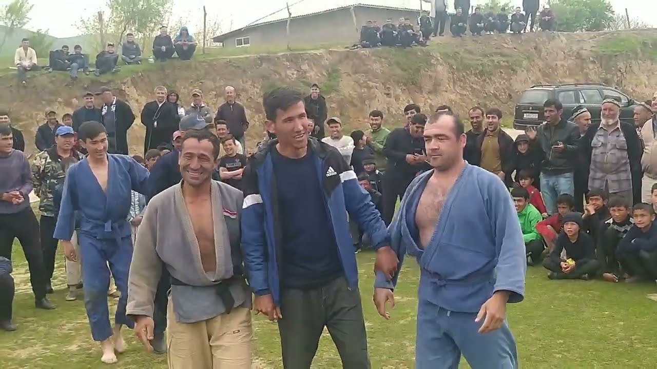 Гуштин дар ноҳияи Темурмалики деҳаи Гурулди