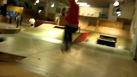 Dan Moroney Indoor trick