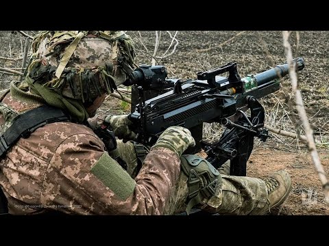 Бойцы ДШВ ВСУ используют украинский автоматический гранатомет УАГ-40