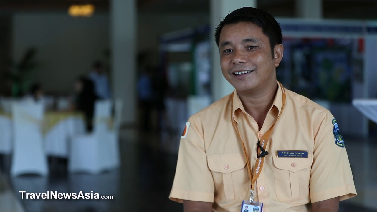 Tour Guide Uniform