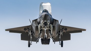 ✈ Royal Air Force Lockheed Martin F-35B ZM157 Flypast & Hover | RIAT 2022