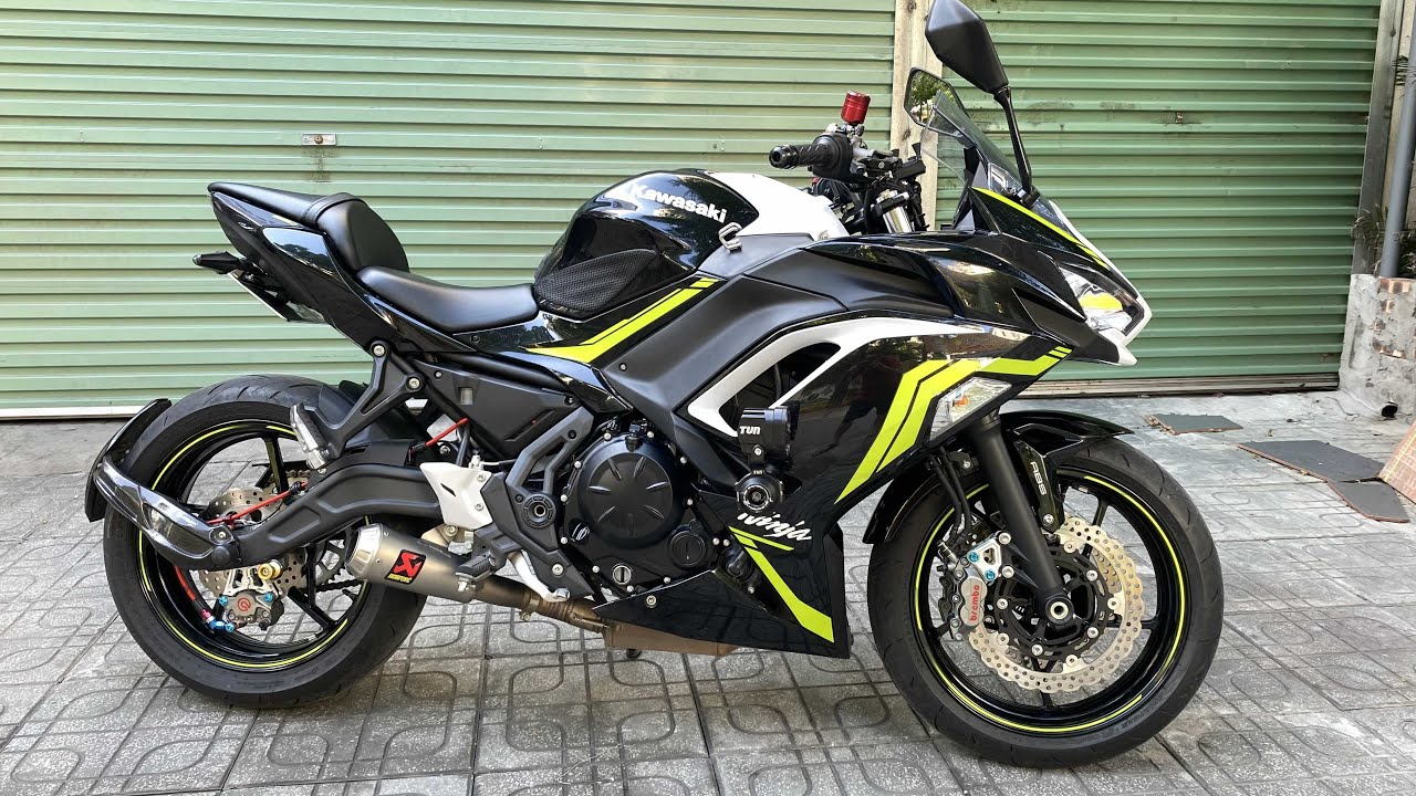 Cận cảnh Kawasaki Ninja 650 ABS 2021 giá từ 197 triệu đồng