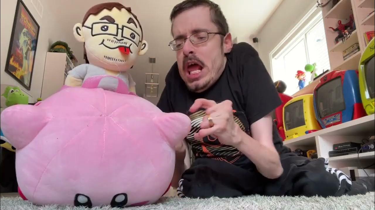 WHATS INSIDE KIRBY ? YouTube