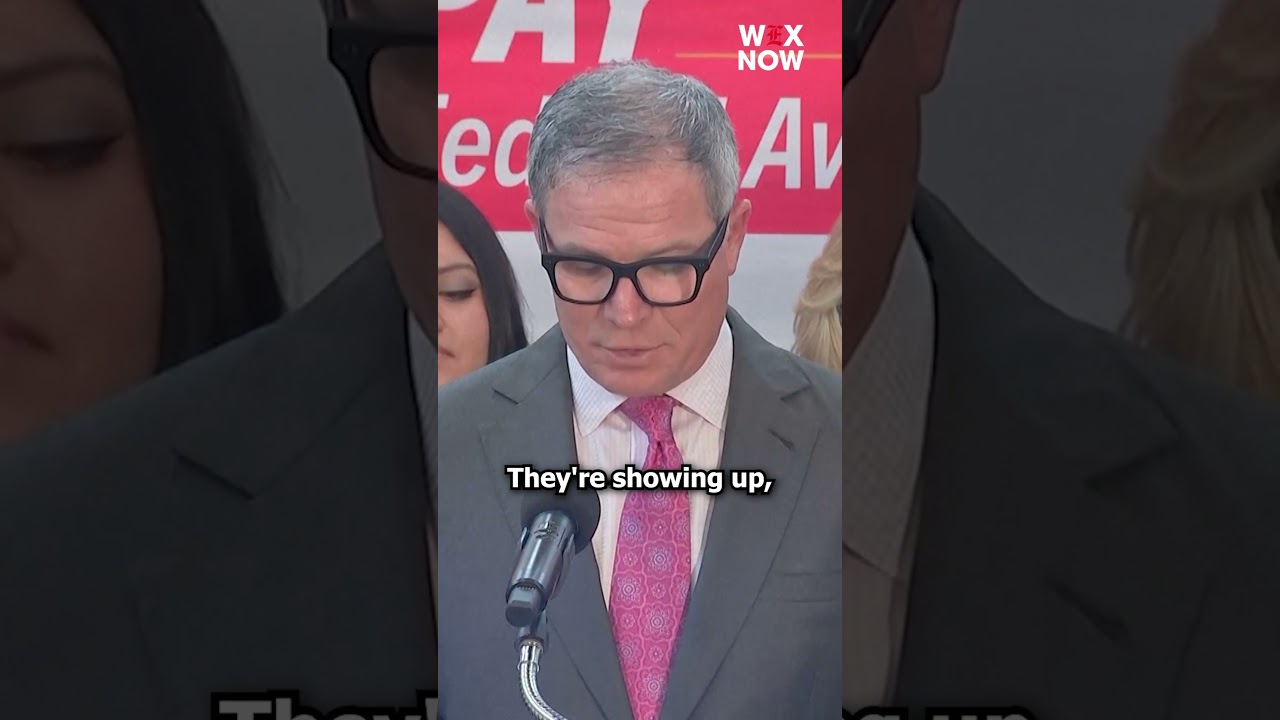 Major airline CEOs come together to plead for deal on DHS funding