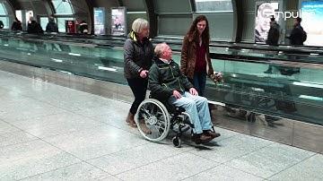 Empulse R20 - Unique folding push device for wheelchairs