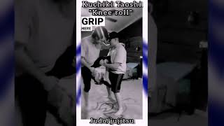 Grappling Champion Shows Judo Knee Roll!