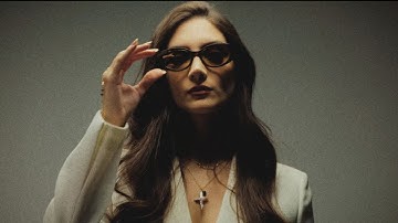 Film -  Holiday Campaign for Valiente New York - Canon C80