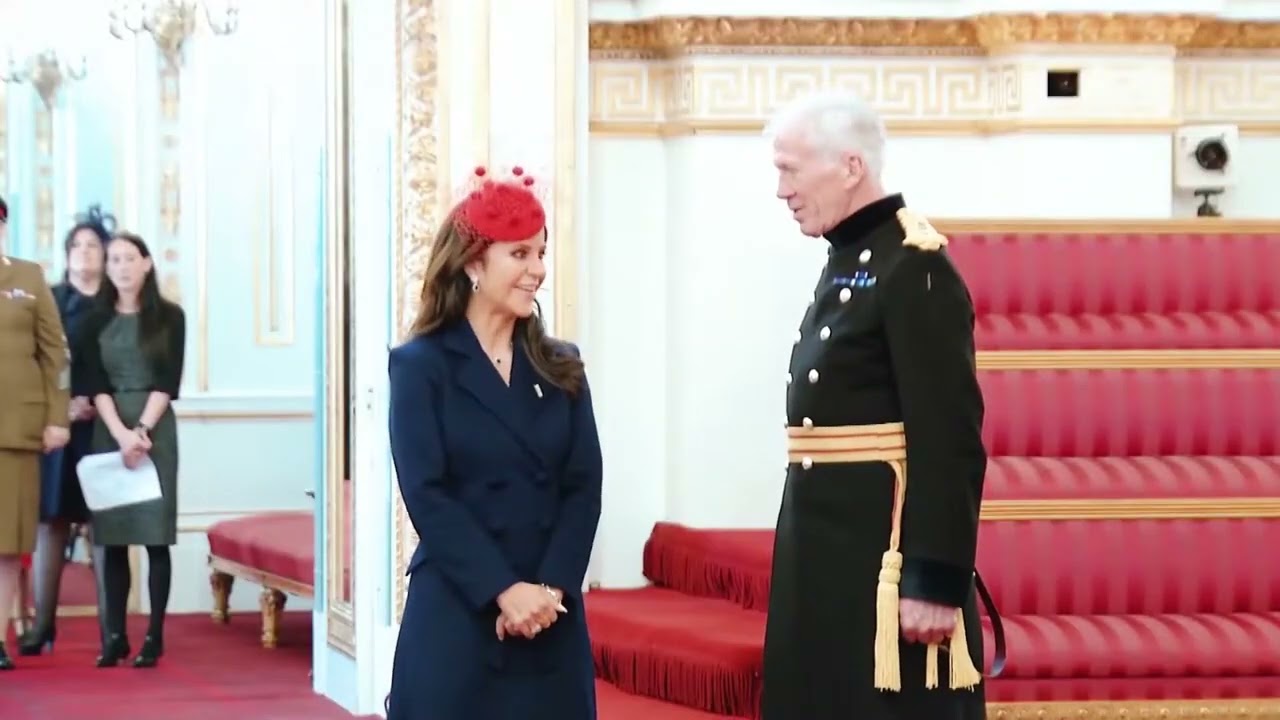Angela Middleton's MBE Investiture