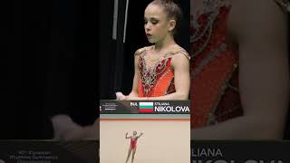 Стиляна Николова и ее упражнение с мячом без предмета 🤪 - YouTube