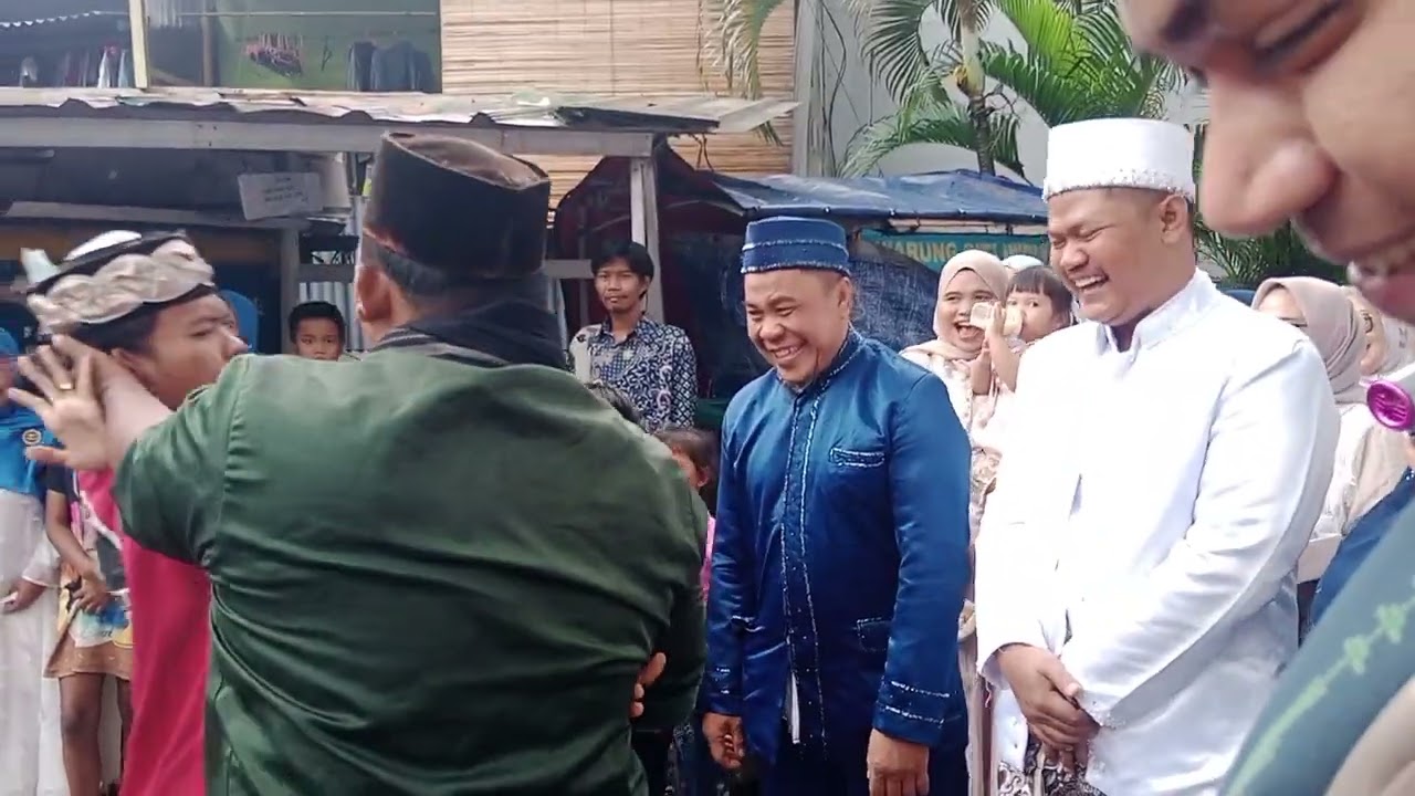 PALANG PINTU.. EMAK EMAK PADA GABISA BERENTI KETAWA..  NGEHIBUR WARGA TENLIS TENABANG